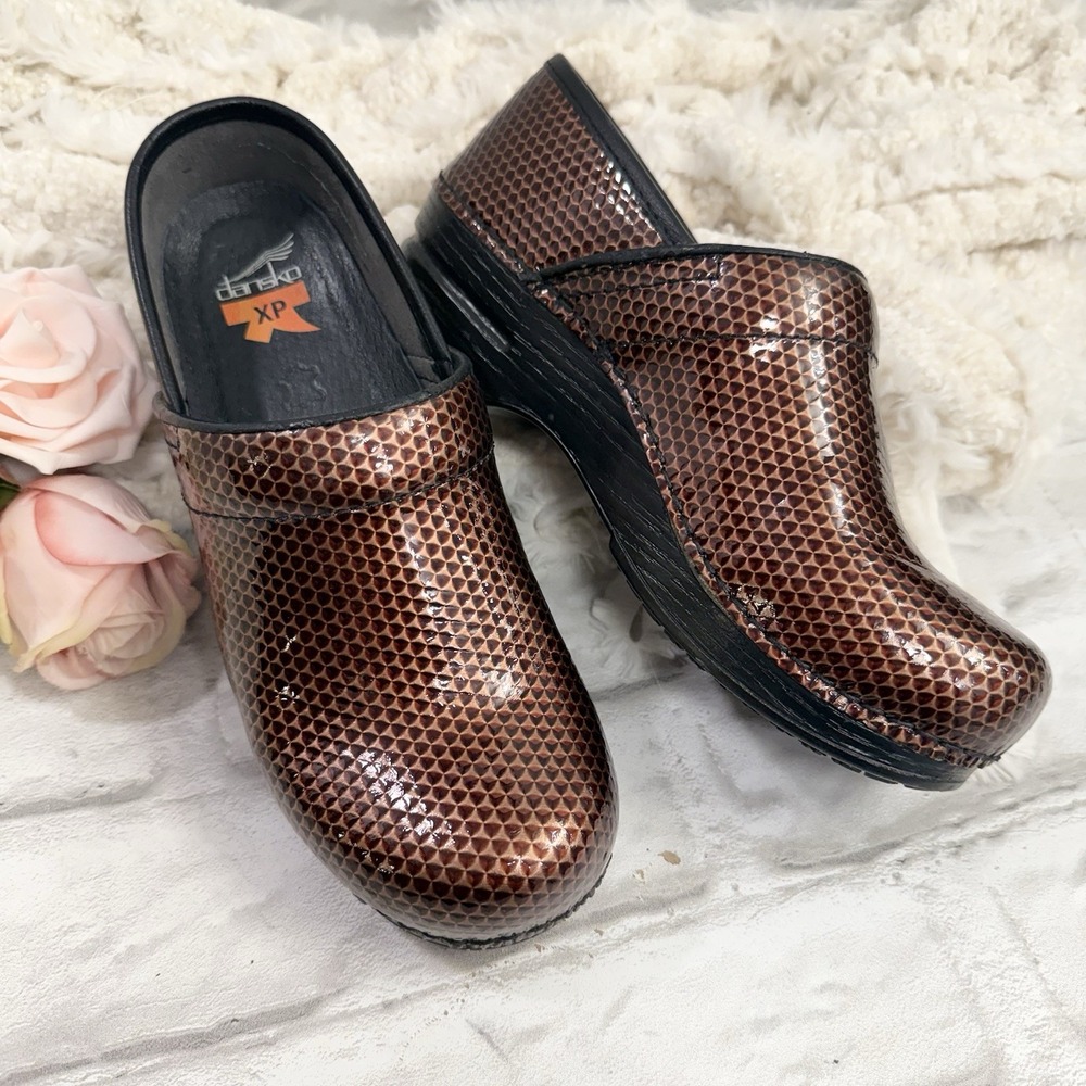 Dansko XP Clogs Metallic Orange Sz 38 / 7.5 Slip on Professional Nursing Shoes